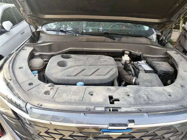 Changan Z6 — Фото автомобиля 10