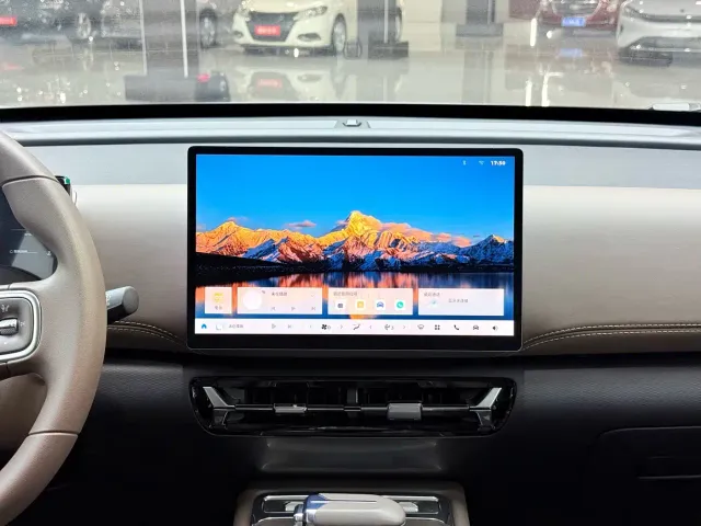 Wuling Starlight 560 — Фото автомобиля 11
