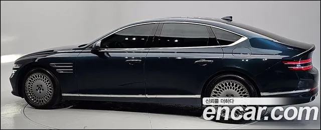 Genesis G80 RG3 — Фото автомобиля 3