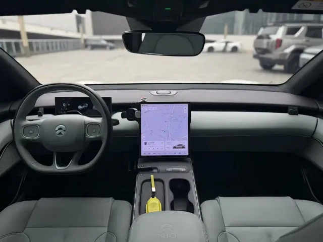Nio ET5 — Фото автомобиля 4