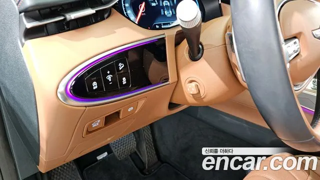 Genesis GV70 2.5T Бензин AWD — Фото автомобиля 15