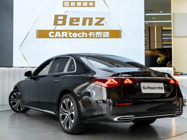 Mercedes-Benz E-Class — Фото автомобиля 6