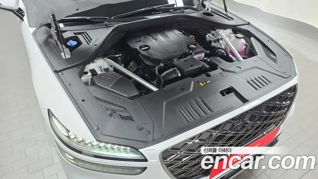 Genesis GV70 2.5T Бензин AWD — Фото автомобиля 6