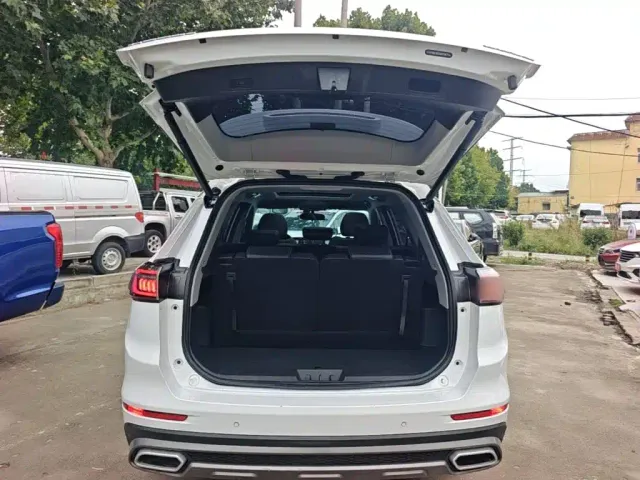 Chery Tiggo 8 — Фото автомобиля 18
