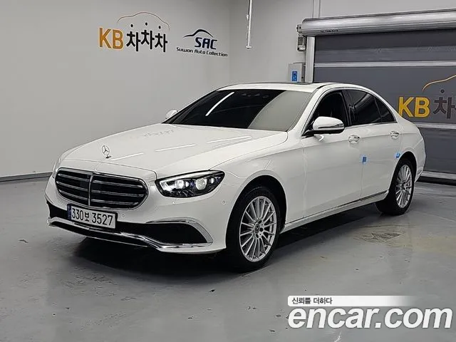 Фотография автомобиля — Mercedes-Benz E-Class W213