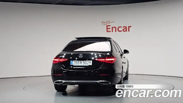 Mercedes-Benz C-Class — Фото автомобиля 4