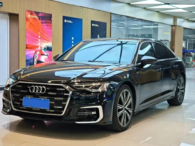 Фотография автомобиля — Audi A6L