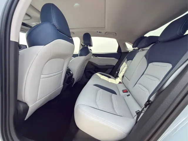 Geely Xingrui — Фото автомобиля 5