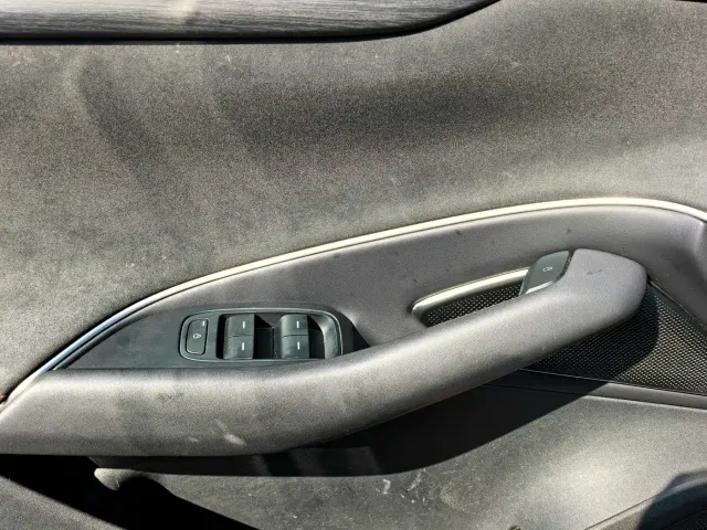 Xiaomi SU7 — Фото автомобиля 5