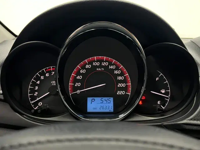 Toyota Vios FS — Фото автомобиля 22