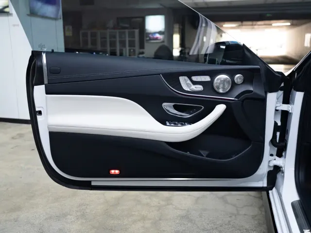 Mercedes-Benz E-Class — Фото автомобиля 13
