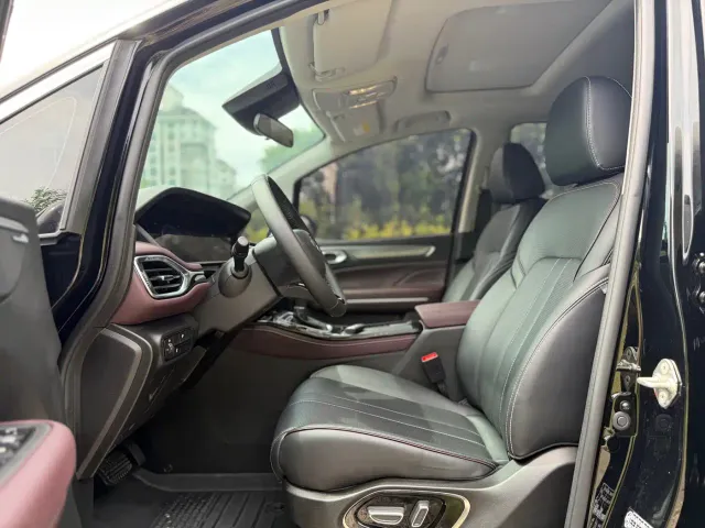 GAC Trumpchi M6 — Фото автомобиля 7
