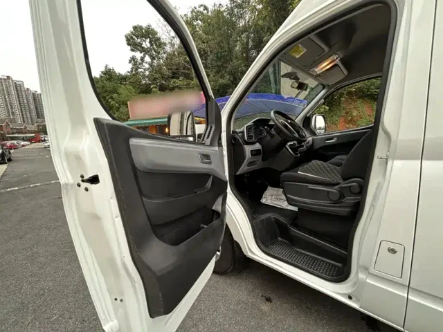 Maxus Xintu V80 — Фото автомобиля 12