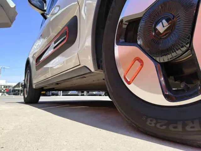 Baojun KiWi EV — Фото автомобиля 21
