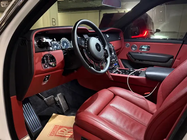 Rolls-Royce Cullinan — Фото автомобиля 5