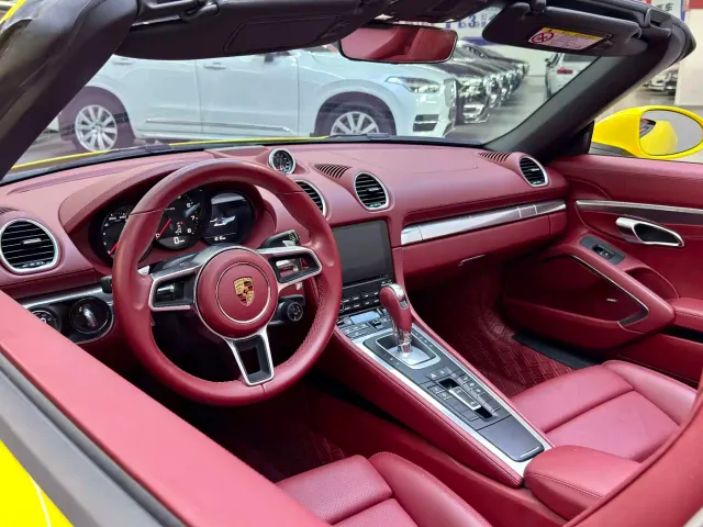 Porsche 718 — Фото автомобиля 6