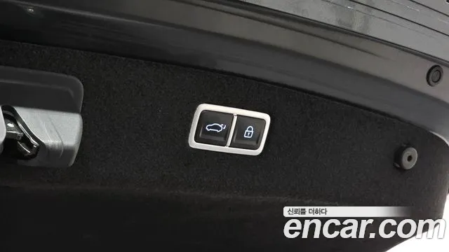 Genesis G90 RS4 — Фото автомобиля 26