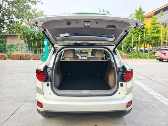 Haval Big Dog — Фото автомобиля 12