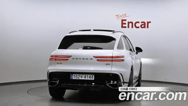 Genesis GV70 2.5T Бензин AWD — Фото автомобиля 4