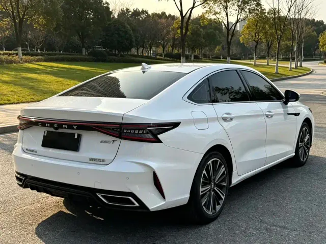 Chery Arrizo 8 — Фото автомобиля 7
