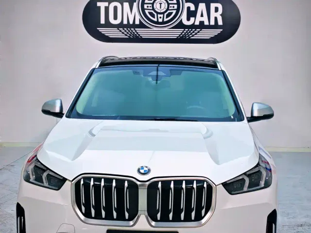 BMW X1 — Фото автомобиля 2