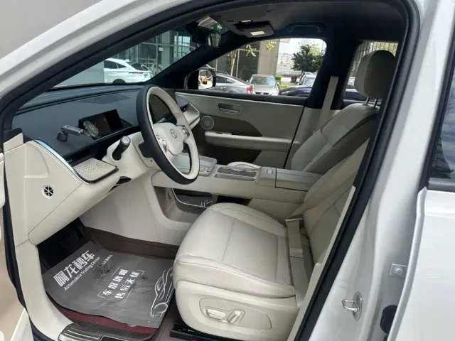 Toyota BoZhi 3X — Фото автомобиля 11