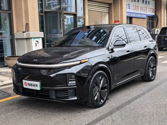 Li Auto L7 — Фото автомобиля 3