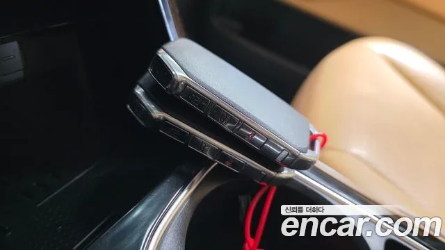 Kia Canival Carnival 4 поколение Дизель 7 мест Signature — Фото автомобиля 17