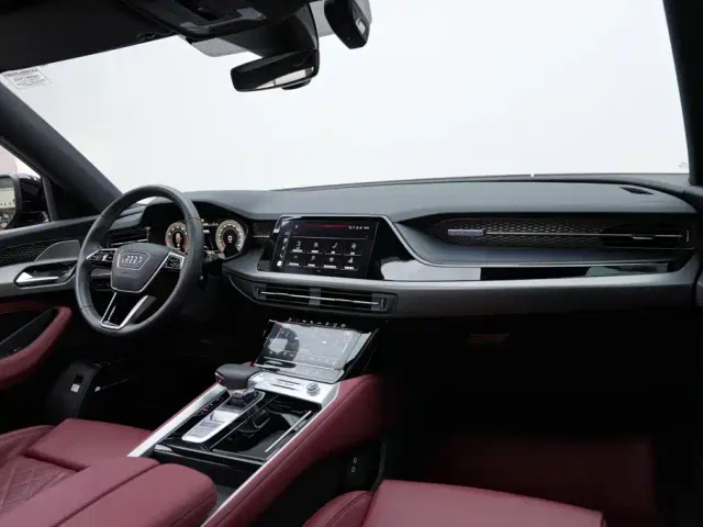 Audi Q6 — Фото автомобиля 8