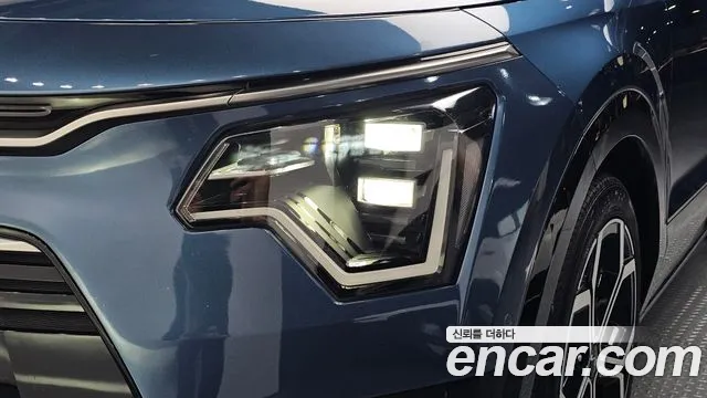 Kia Niro The All New Niro Signature — Фото автомобиля 21