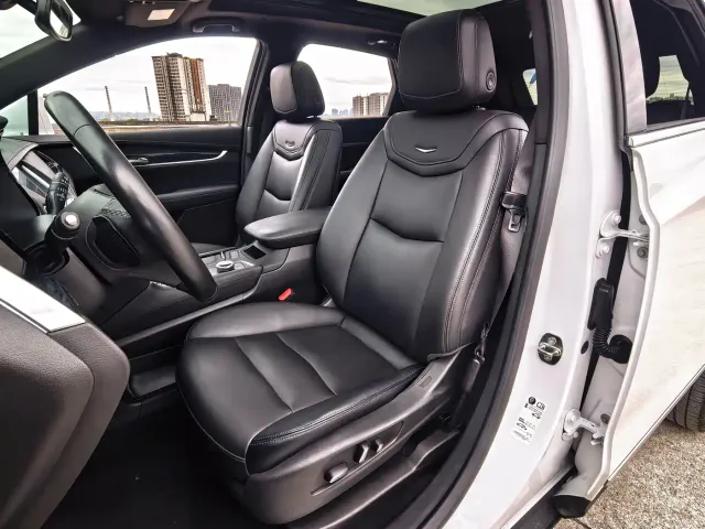 Cadillac XT5 — Фото автомобиля 15