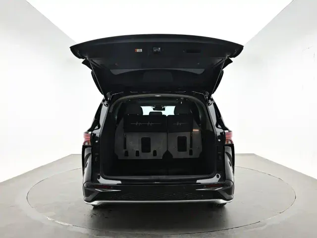 Toyota Granvia — Фото автомобиля 8