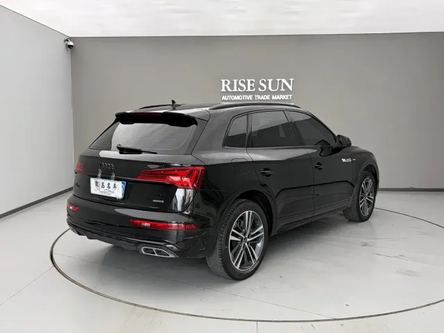 Audi Q5L — Фото автомобиля 13
