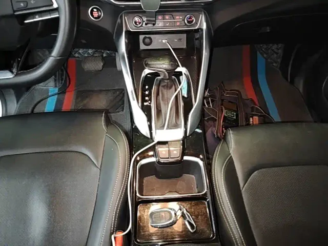 Maxus G50 — Фото автомобиля 13