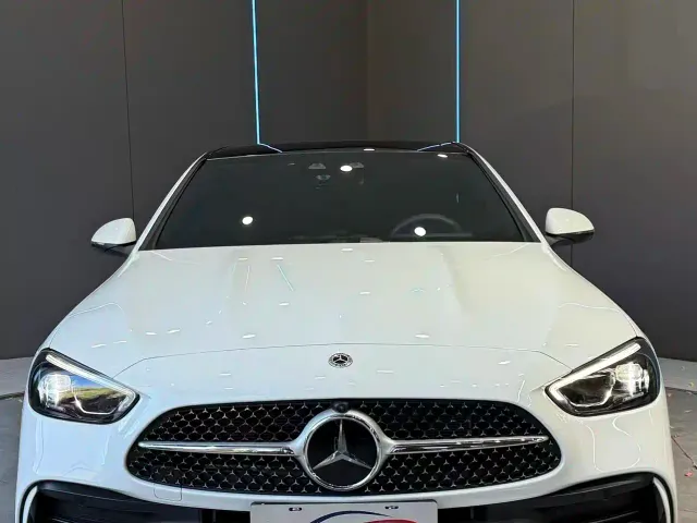 Mercedes-Benz C-Class — Фото автомобиля 2