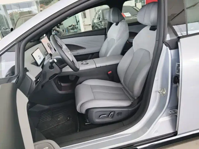 Nissan N7 — Фото автомобиля 14