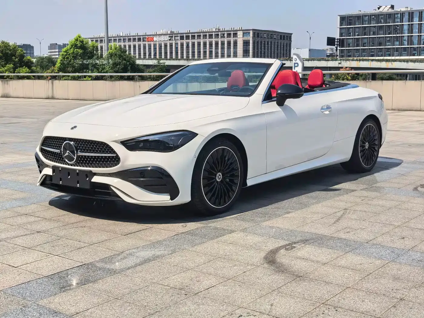 Фотография автомобиля — Mercedes-Benz CLE-Class