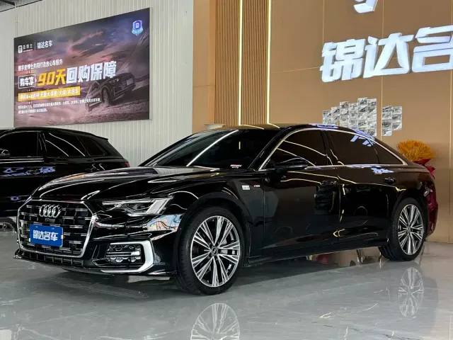 Фотография автомобиля — Audi A6L