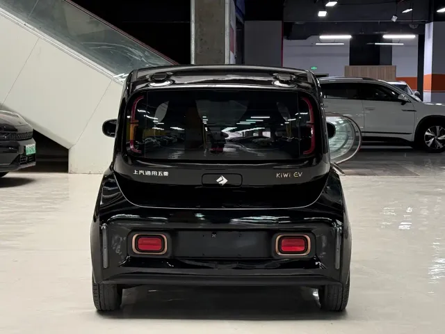 Baojun KiWi EV — Фото автомобиля 6