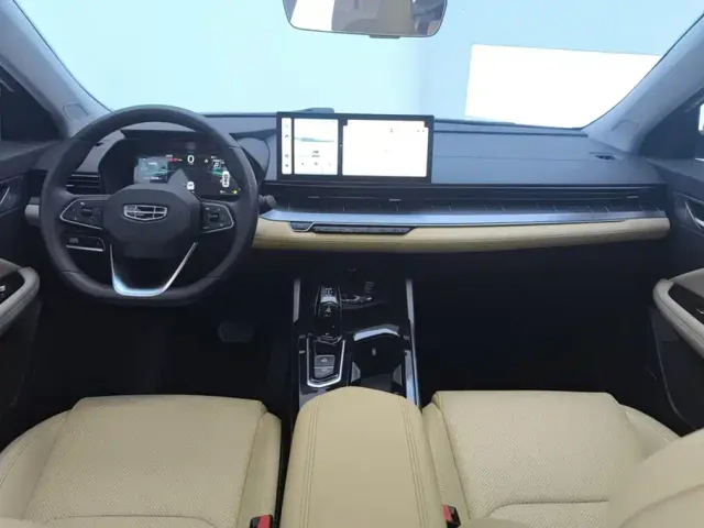 Geely Emgrand L — Фото автомобиля 12