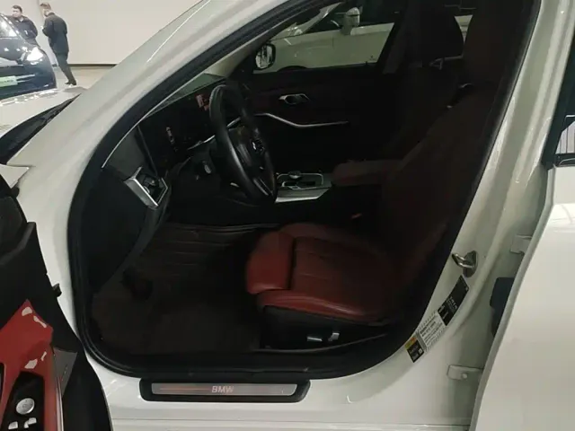 BMW i3 — Фото автомобиля 14