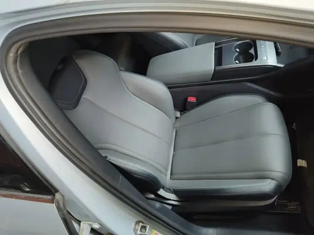 BYD Qin L — Фото автомобиля 24