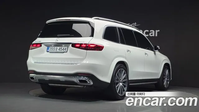 Mercedes-Benz GLS-Class — Фото автомобиля 2