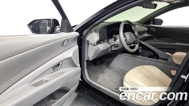 Hyundai Avante CN7 — Фото автомобиля 15