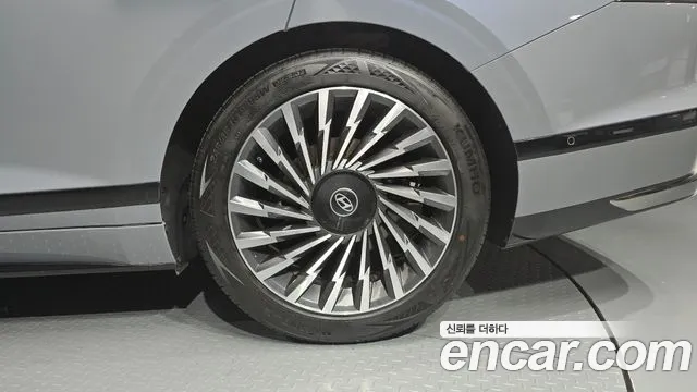 Hyundai Grandeur — Фото автомобиля 19