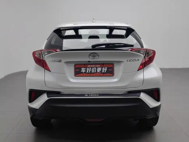 Toyota IZOA — Фото автомобиля 4