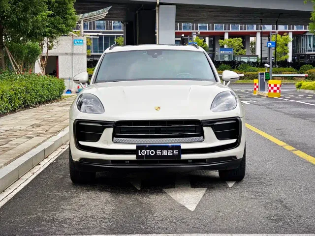 Porsche Macan — Фото автомобиля 2