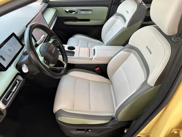 GAC Aion Y — Фото автомобиля 25