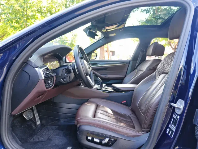 BMW 5 Series — Фото автомобиля 6