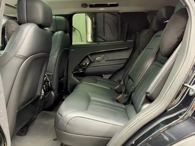 Land Rover Range Rover Sport — Фото автомобиля 5